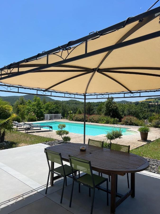 Gite Crest, Avec Terrasse Et Piscine. Kültér fotó