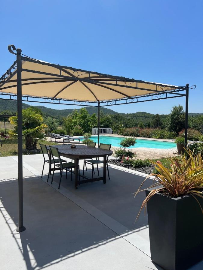 Gite Crest, Avec Terrasse Et Piscine. Kültér fotó